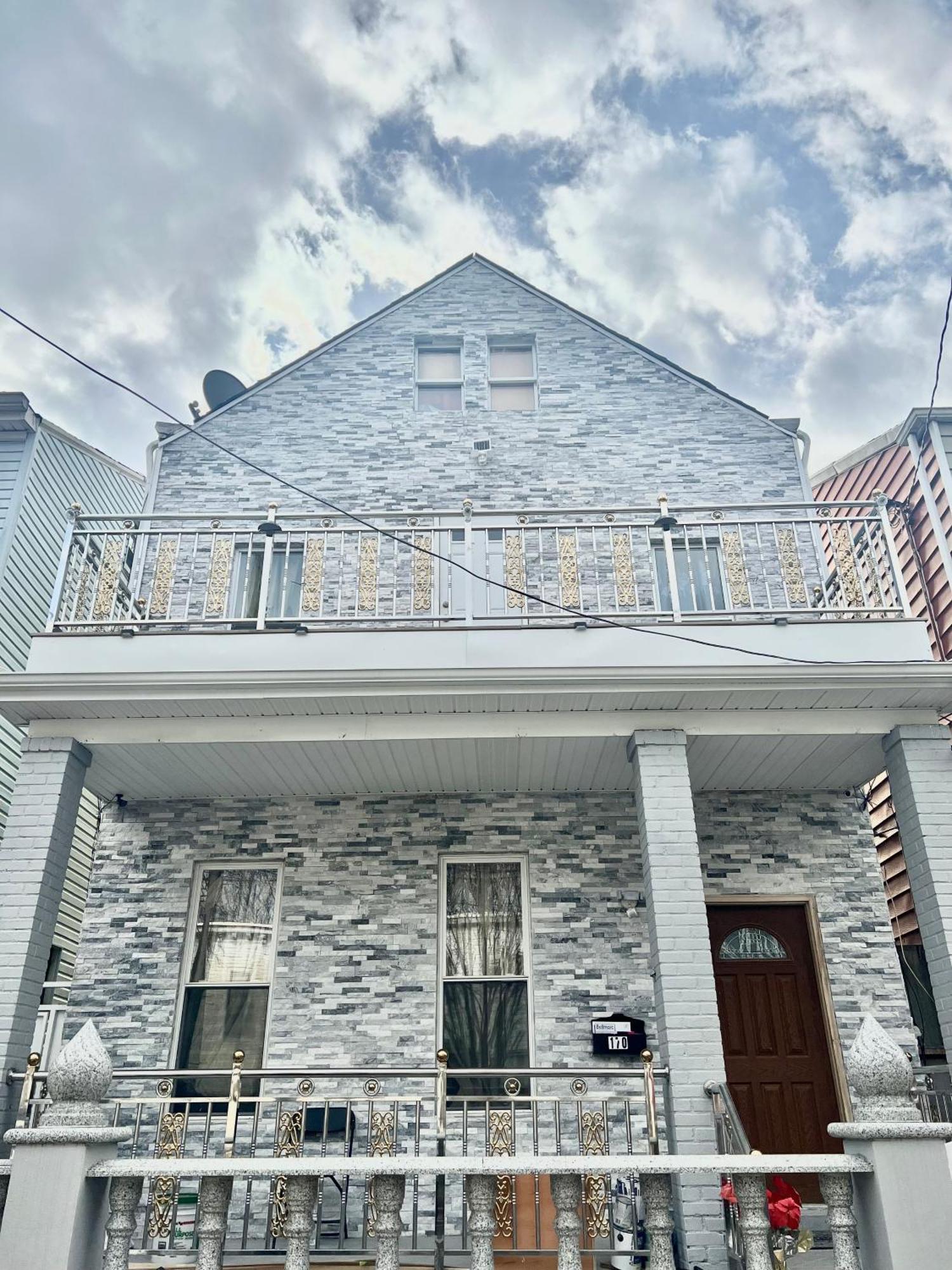 3 Bedrooms In 2Nd Floor Modern Brooklyn Home, Close To J Train New York City Exterior photo