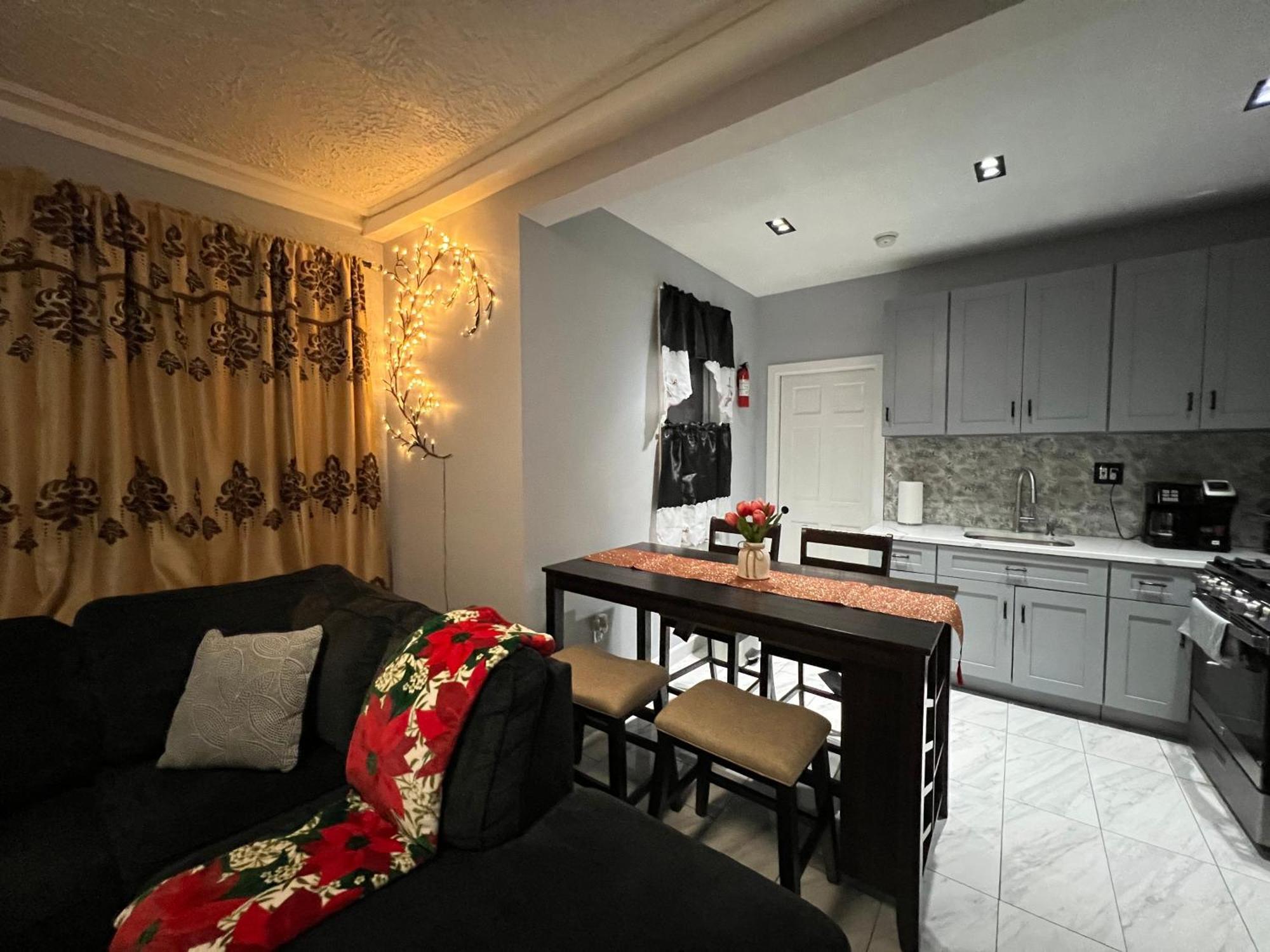 3 Bedrooms In 2Nd Floor Modern Brooklyn Home, Close To J Train New York City Exterior photo