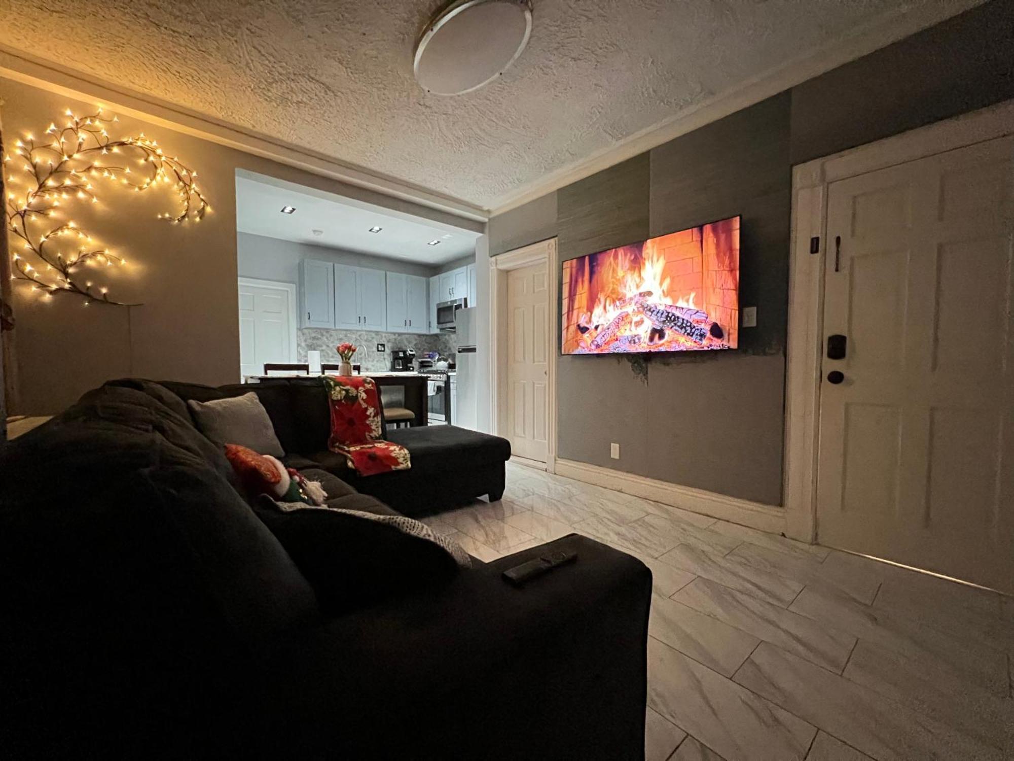 3 Bedrooms In 2Nd Floor Modern Brooklyn Home, Close To J Train New York City Exterior photo